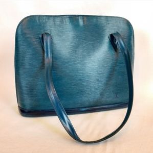 VINTAGE Louis Vuitton vintage Lussac Epi bag